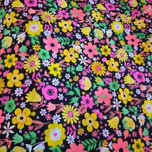Vibrant Floral Pattern Fabric
